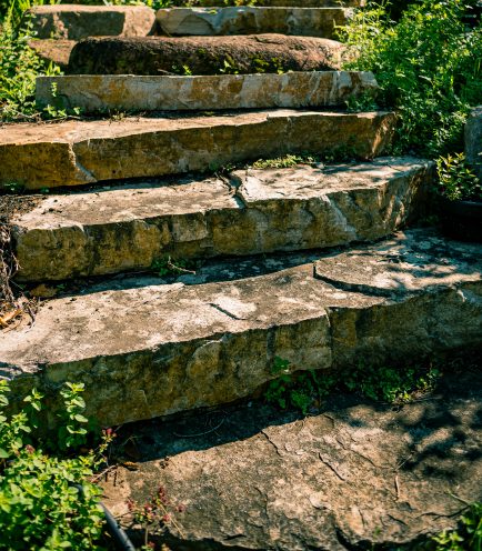 Escalier de pierre naturelle